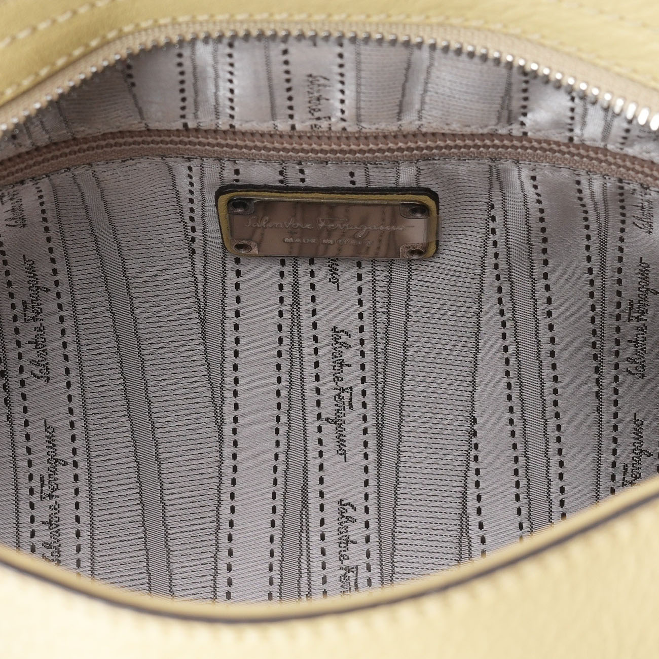 FERRAGAMO(USED)페레가모 간치니 토트백
